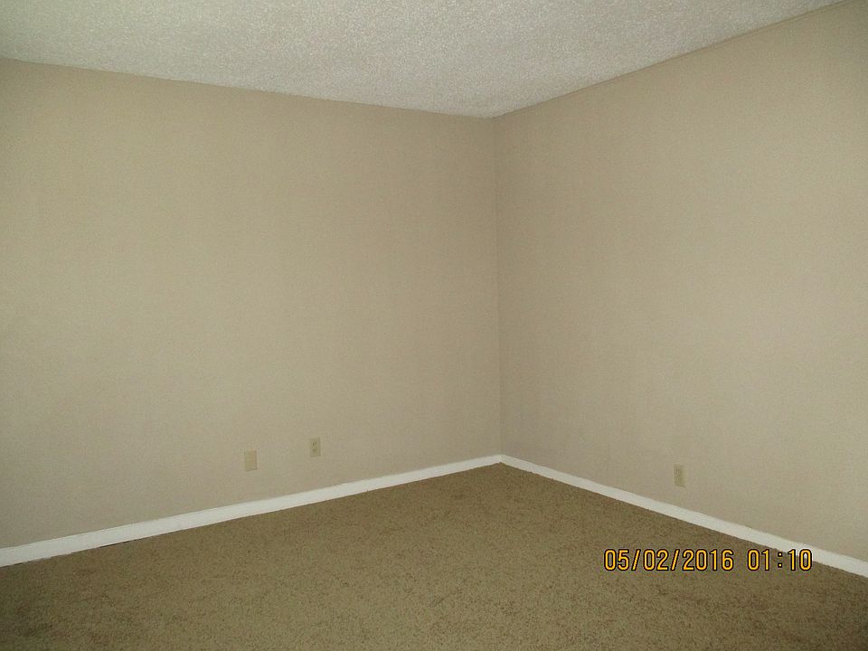 1st image of 2911 Seneca St APT A