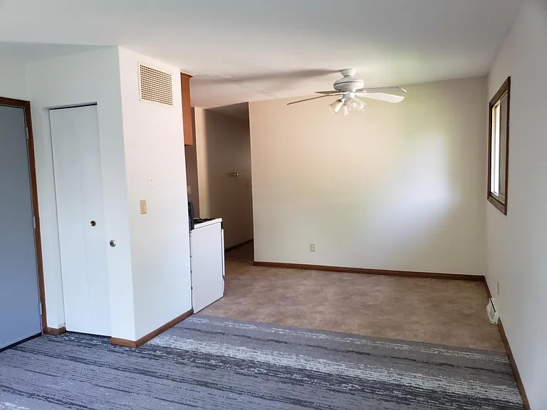 3857 Edgemoor Pl NE #3 — Photo 5