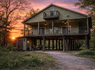 794 Rio Luna, Bandera, TX 78003