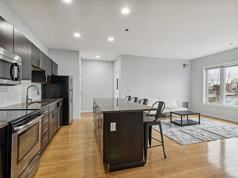 1238 N 28th St #3F — Photo 15