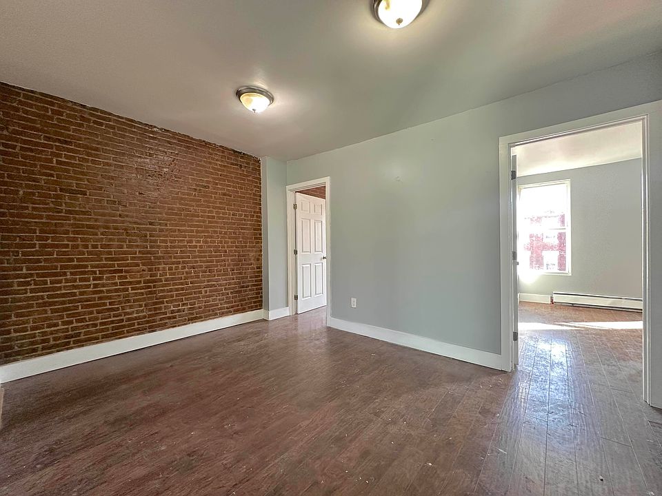 1st image of 200 S William St APT 3
