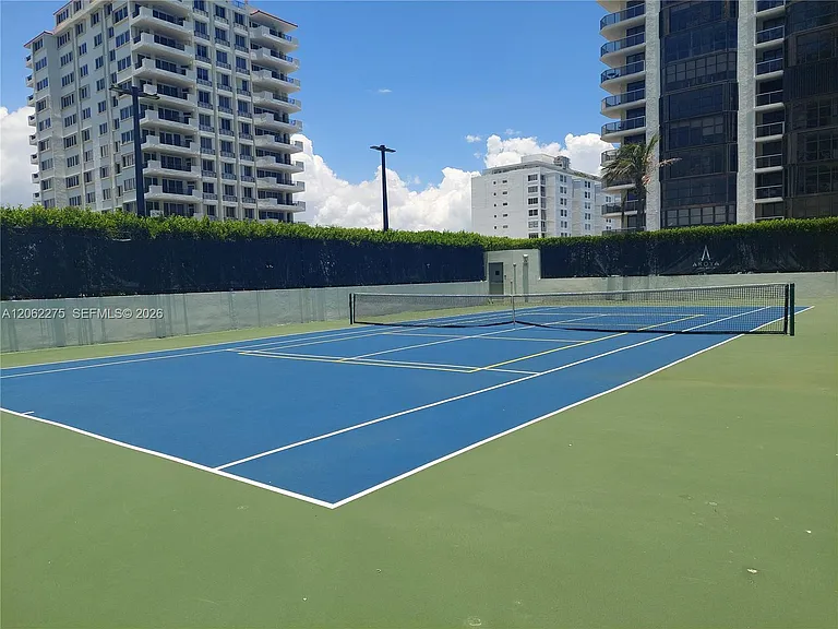 6365 Collins Ave #905 — Photo 38