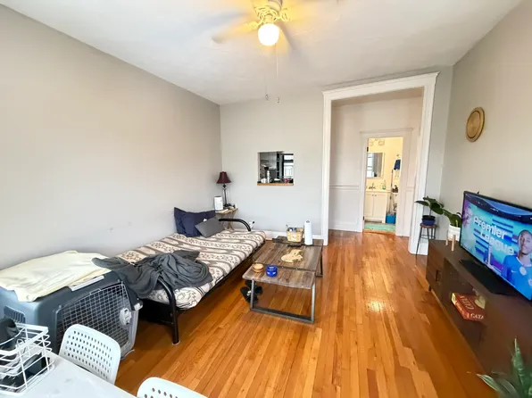 1564 Commonwealth Ave, Brighton, MA