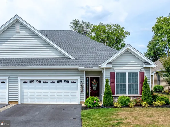 829 Founders Way, East Petersburg, PA 17520