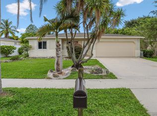 10855 Eureka St, Boca Raton, FL 33428