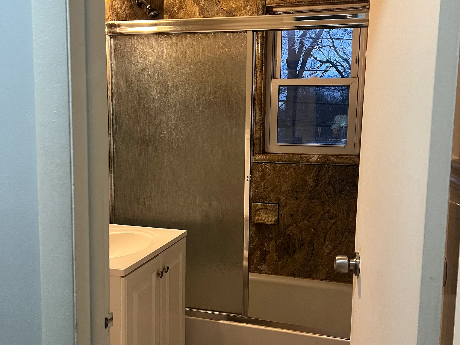 3 bed, $2,800 — Photo 4