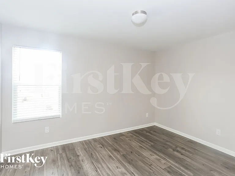 3978 Tersk Dr — Photo 11