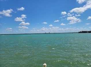 882 Magnolia Ct, Marco Island, FL 34145