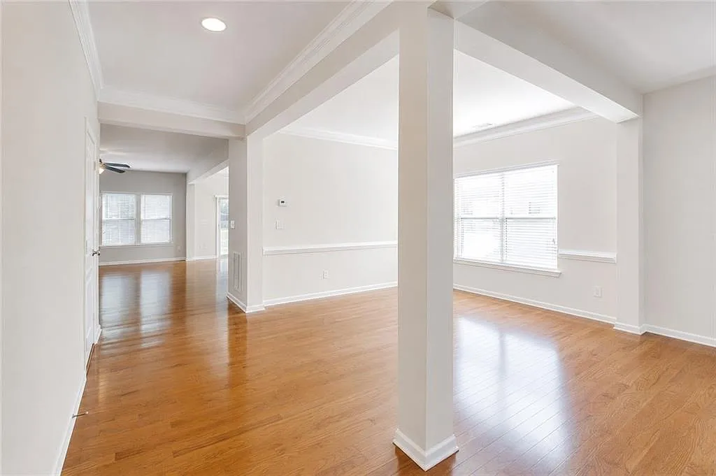 5 bed, 4.0 bath, 3137 sqft, $3,450 — Photo 4