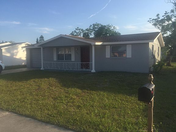 4th image of 3209 Bright Dr