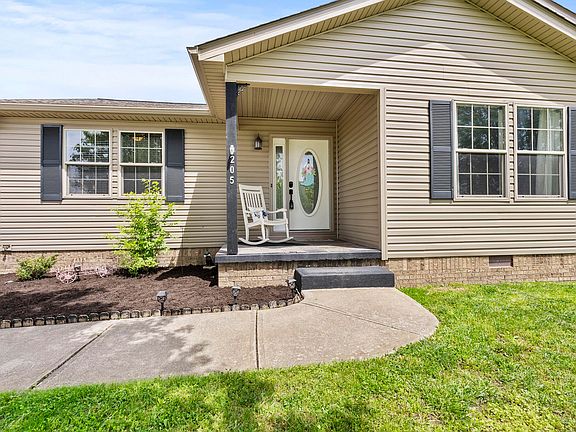 4th image of 205 Bonnie Dr