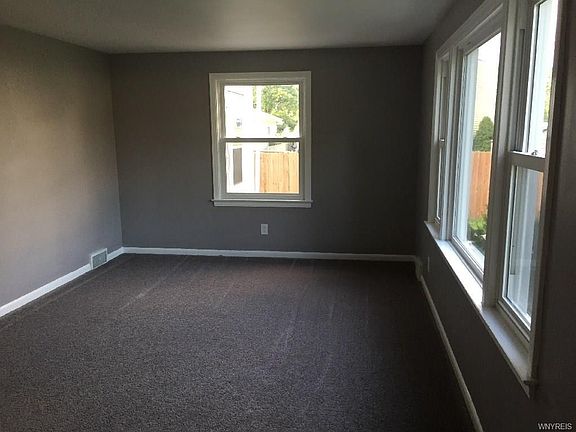 5th image of 316 Doris Dr