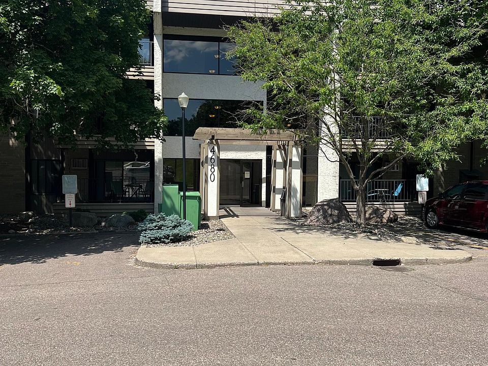 1st image of 4680 Tower St SE APT 216