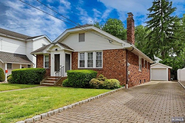 308 Harrison Ave, Hasbrouck Heights, NJ 07604 | Zillow