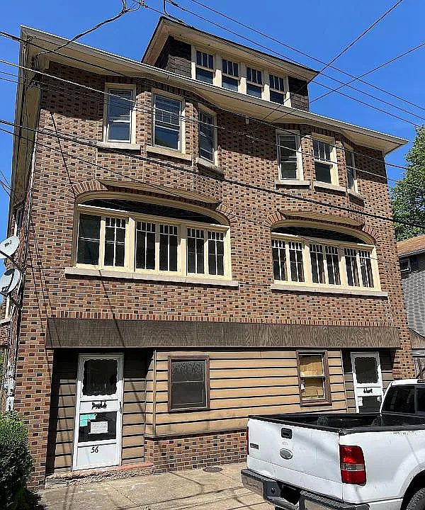 1st image of 54 Newport St #2