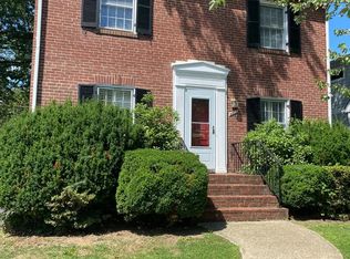 4829 16th St N, Arlington, VA 22205