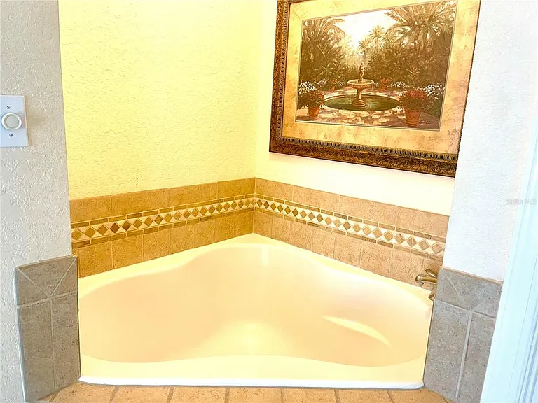 1310 Seven Eagles Ct #201 — Photo 7