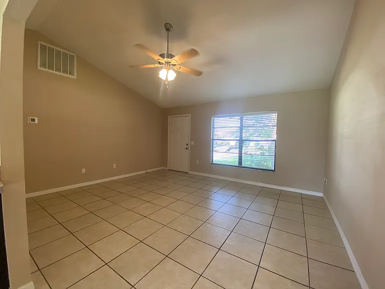 917 Sunshine Way SW — Photo 28