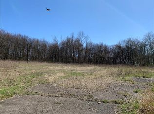 219 Gringo Independence Rd #R, Aliquippa, PA 15001