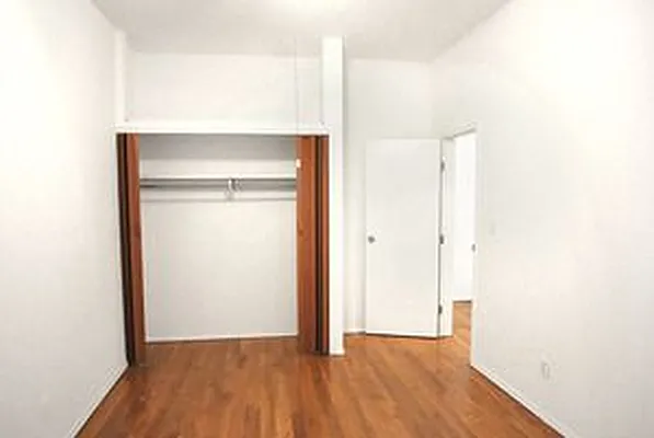 Rented by Aryeh Realty | media 12