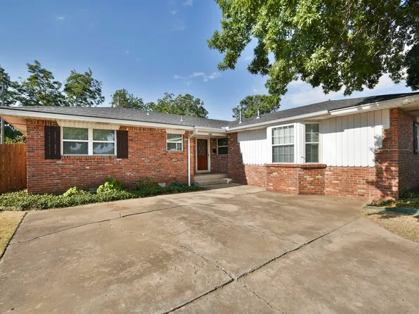 2210 W Chisholm Dr, Duncan, OK 73533