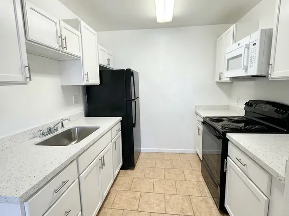 Laurel Apartments, 450 Laurel St APT C, Reno, NV 89512