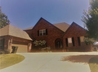 3134 N Bellagio Dr, Fayetteville, AR 72703