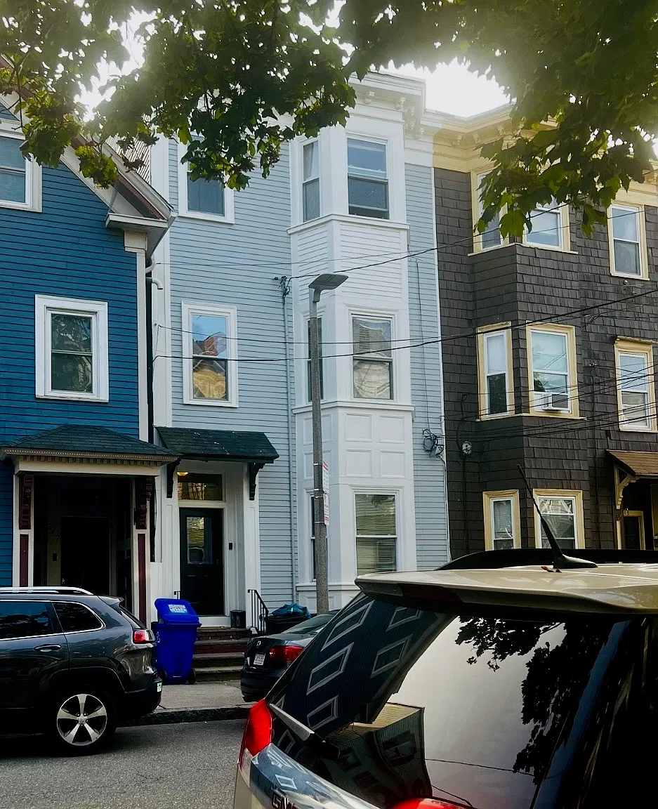 245 W 5th St — Photo 2