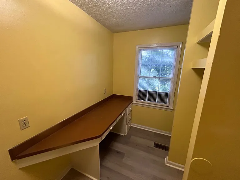 1227 Barnwell Steet Barnwell St #3 — Photo 16