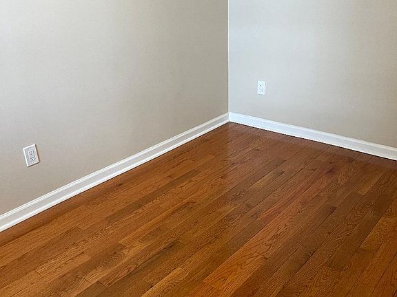 5th image of 347 Belleville Ave APT D8