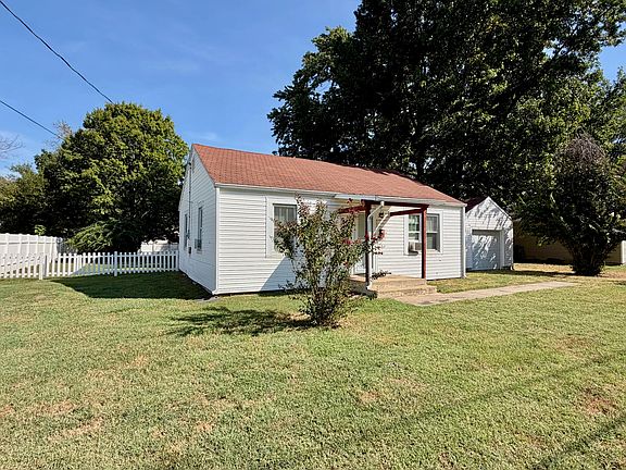 2nd image of 323 E Summit Street