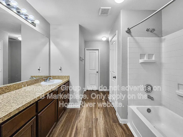 10311 Urban Oak Trl — Photo 12