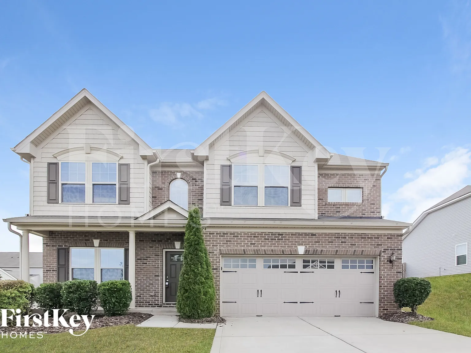 4 bed, 2.5 bath, 2488 sqft, $2,485 — Photo 3