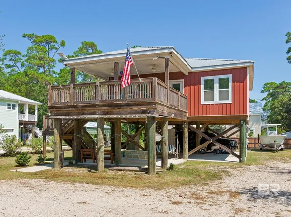 304 Bienville Blvd, Dauphin Island, AL 36528