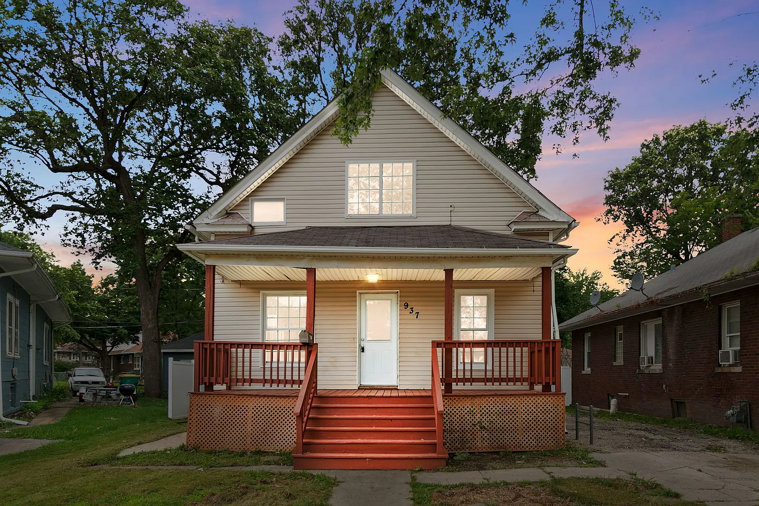 937 W Park Ave photo 1