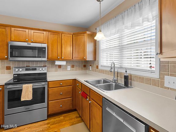 3rd image of 2837 Elizabeth Edwards Court