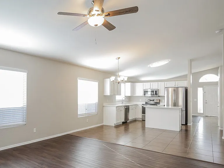 2718 W Pecan Rd — Photo 7