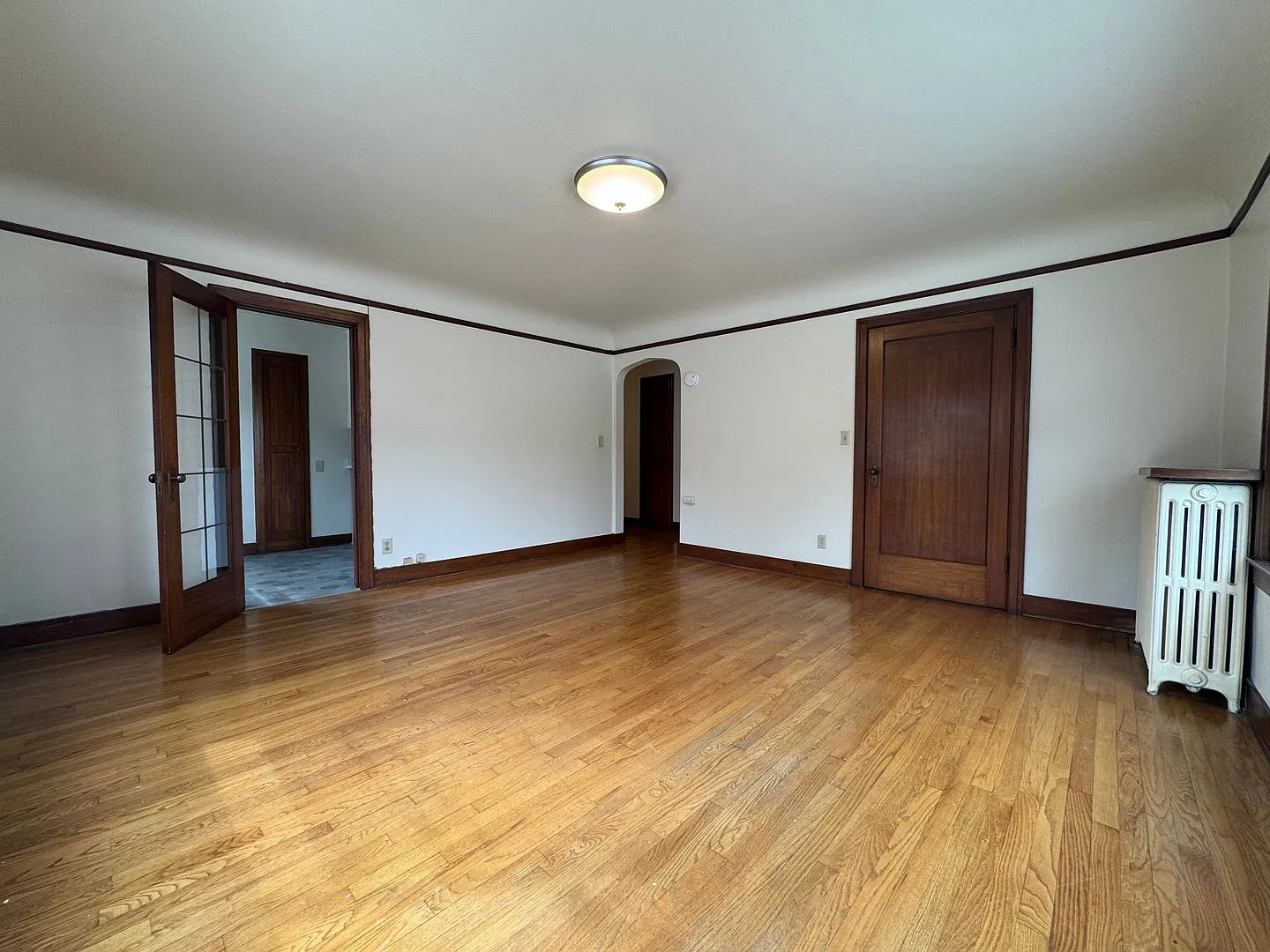 Parkway Apartments — Photo 2