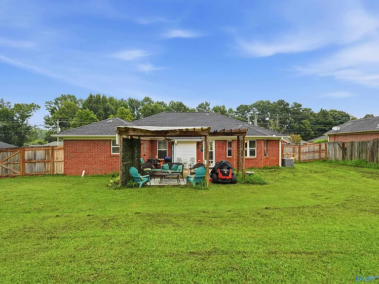 140 Poplar Green Ln — Photo 15