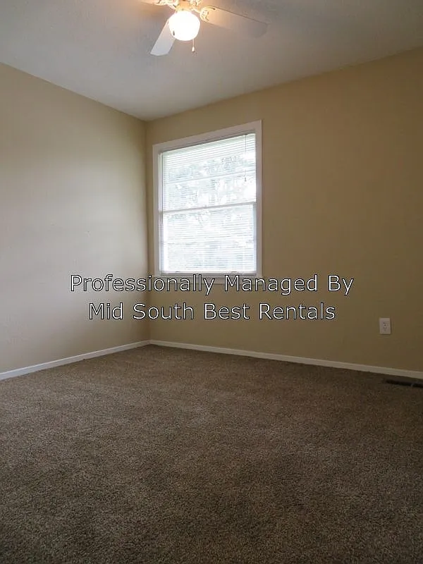4276 Kimball Ave — Photo 3