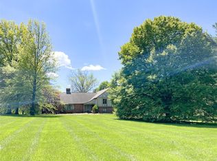 10 Brighton Dr, Shiloh, IL 62221
