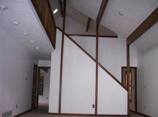 615 Rosemont Ave, South Charleston, WV 25303