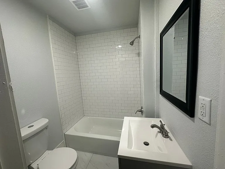 819 N Marsalis Ave — Photo 16