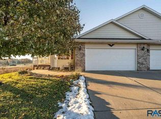 7105 W Leah St, Sioux Falls, SD 57106