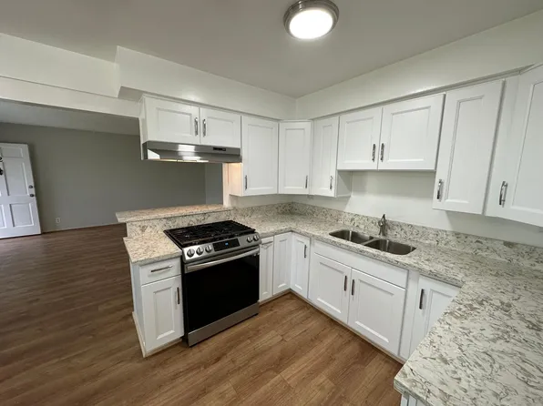 20336 Cohasset St APT 12, Winnetka, CA 91306