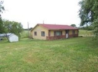 925 S East St, Miller, MO 65712
