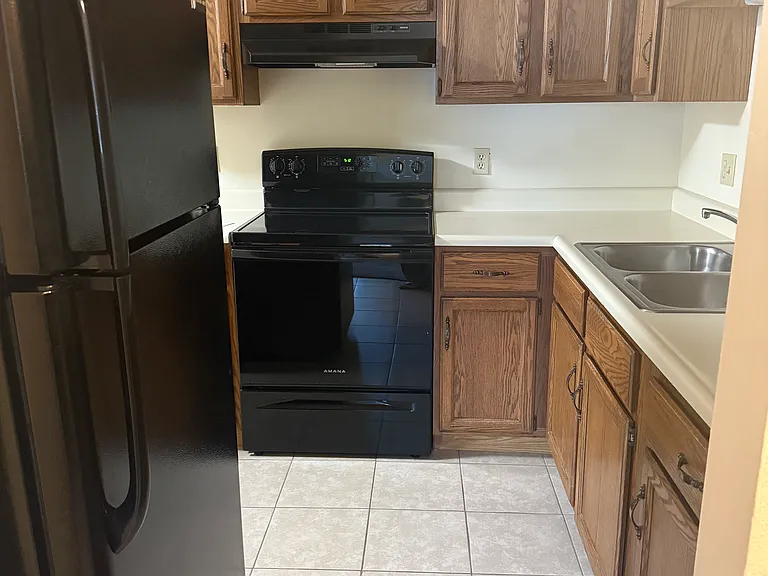 11-2 Woodland Oaks Dr — Photo 1