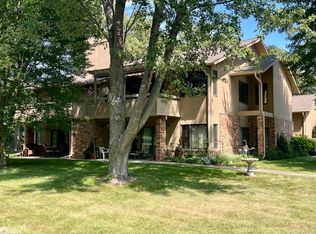 220 S Cardinal Dr APT 3, Clarinda, IA 51632