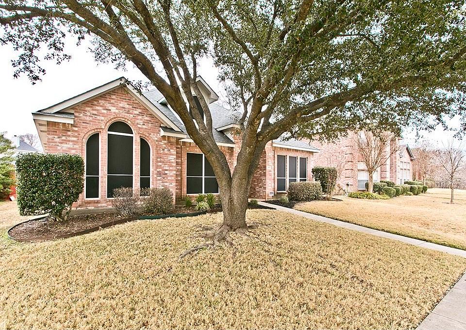 1st image of 813 Ashwood Dr