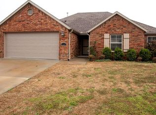 1511 Amber Way, Centerton, AR 72719